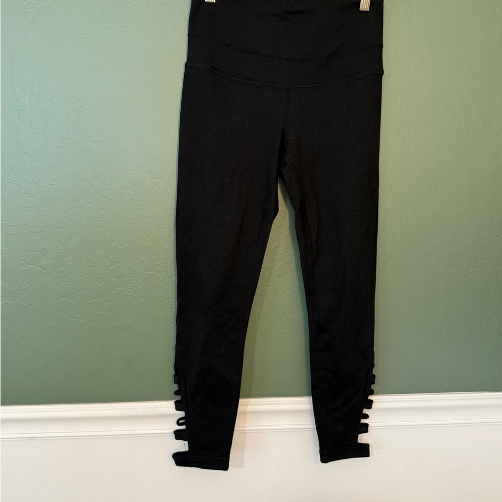 Zella High Waist Black Leggings with Lattice Cutout — Size Small